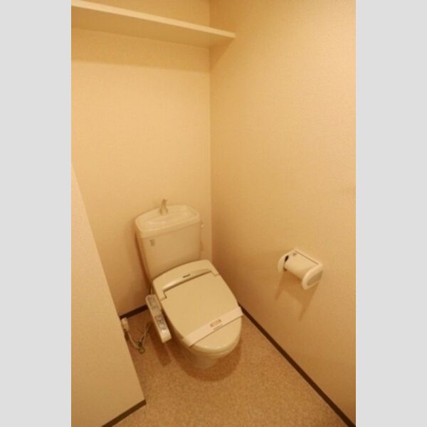 アルカンシェル211号室 温水洗浄便座