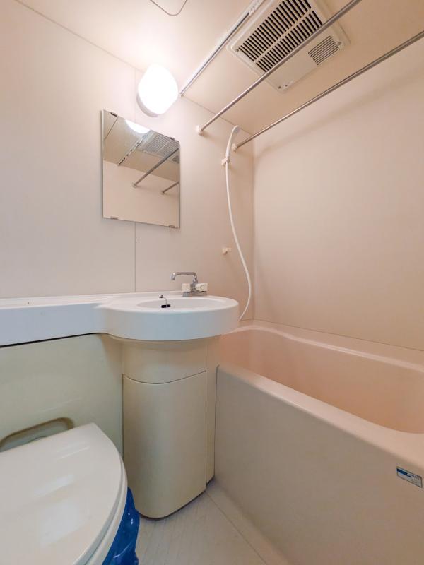 タピエスRフラット2階 玄関