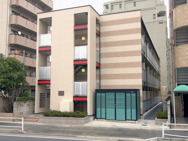 レオパレスルミエール０７の外観画像