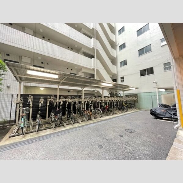 カスタリア大森1004号室 駐輪場