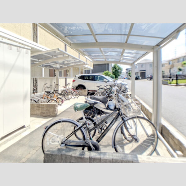 ラマージュおおたかの森205号室 駐輪場
