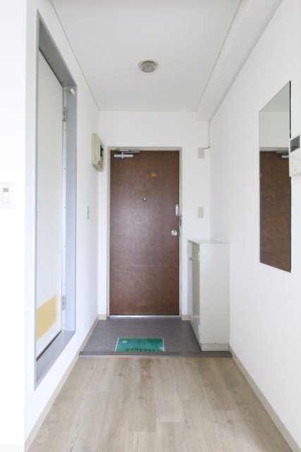 ロイヤル関内602号室 同建物別部屋の参考画像