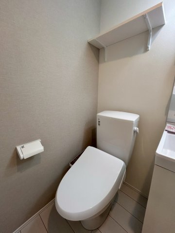 ホワイトキューブ若宮102号室 トイレ