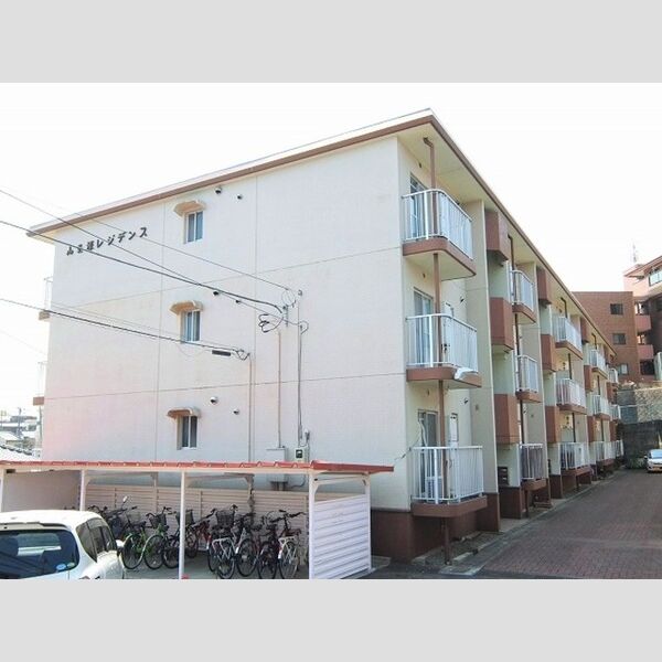 山王塚レジデンス エントランス側外観