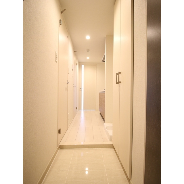 プレール・ドゥーク赤塚201号室 玄関