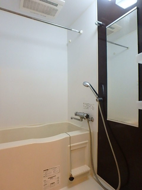 グランド・ガーラ大森 浴室乾燥機付のバスルーム！