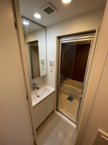 SYFORME MONZEN-NAKACHO205号室 ※同タイプ参考写真です（カラータイプが異なる場合がございます）