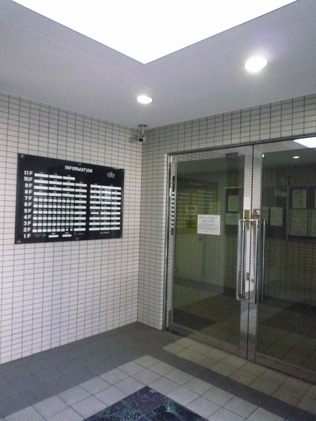 ホーユウパレス吉野町204号室 エントランス