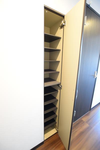 マインズ・コム白金4階 リビング