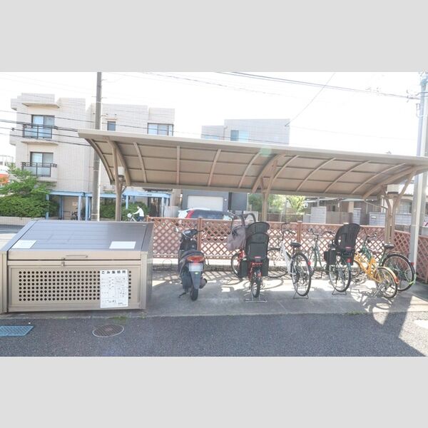 シザンサス・エアナス　エアナス102号室 駐輪場