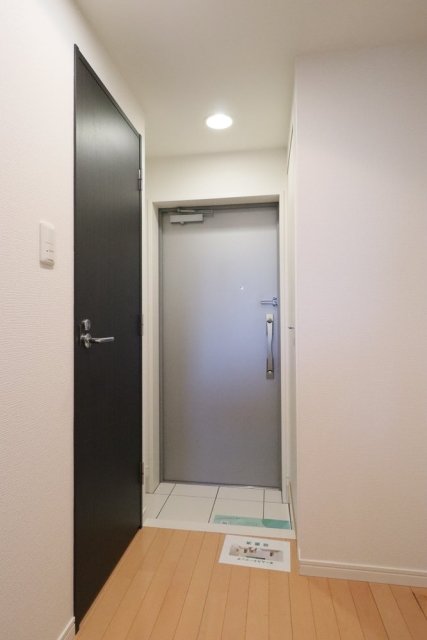 GENOVIA中野・都立家政 玄関