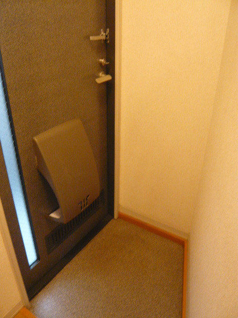 グランシャリオ（桜丘） 玄関