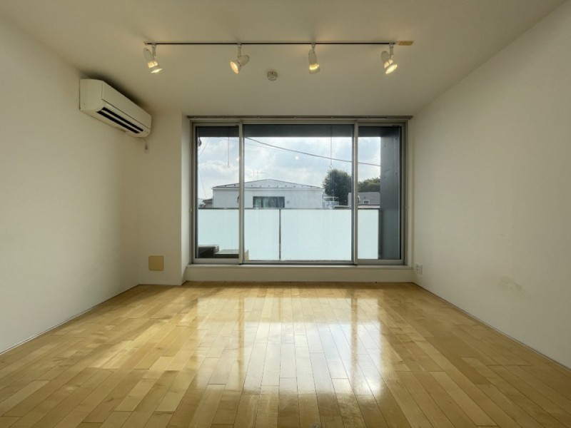 Ｔ－ｓｔｙｌｅ目白1階 リビング