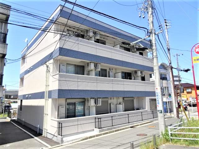 リバレイン202号室 外観写真（昼）