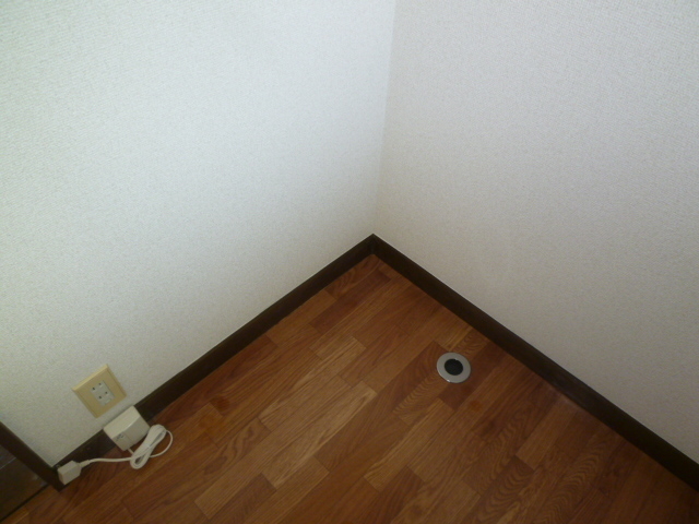 第２シルクロードハイツ0202号室 防水板