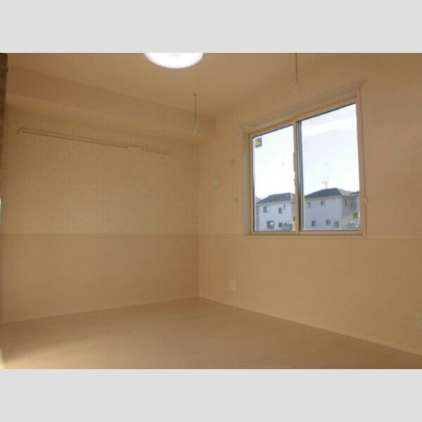 ラ・ピーノ　6104号室 洋室