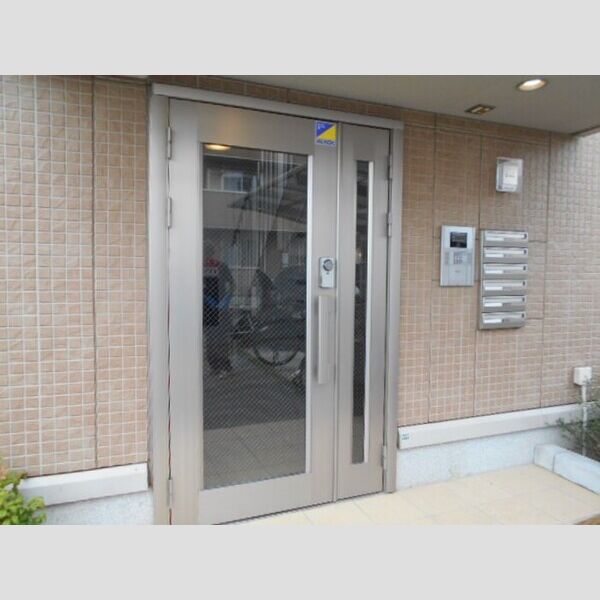 プレミール　B105号室 エントランス