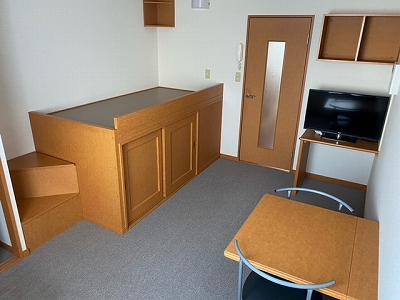 レオパレス醍醐204号室 寝室