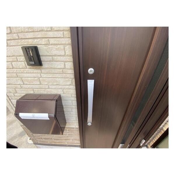 調布市多摩川3-31戸建101号室 エントランス