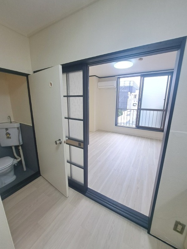 泉屋ビル3階 部屋その他