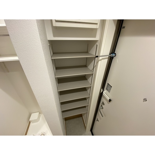 リポス瀬谷C棟208号室 内観