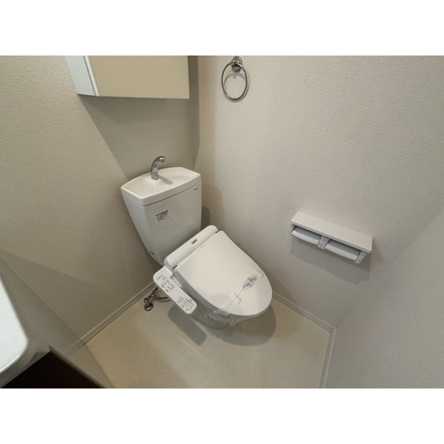 ヴァンベール生田204号室 同建物別部屋の参考画像