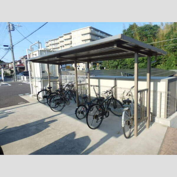 クレインヒルズ 駐輪場