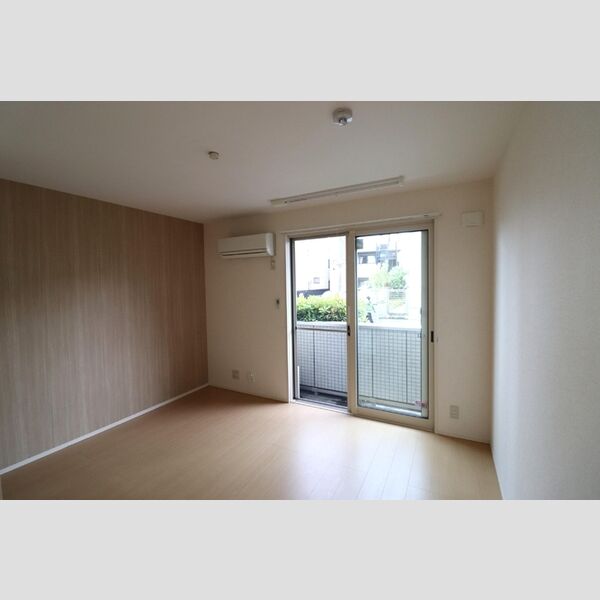 ジェイ・エス・ティ南浦和 LDK11帖