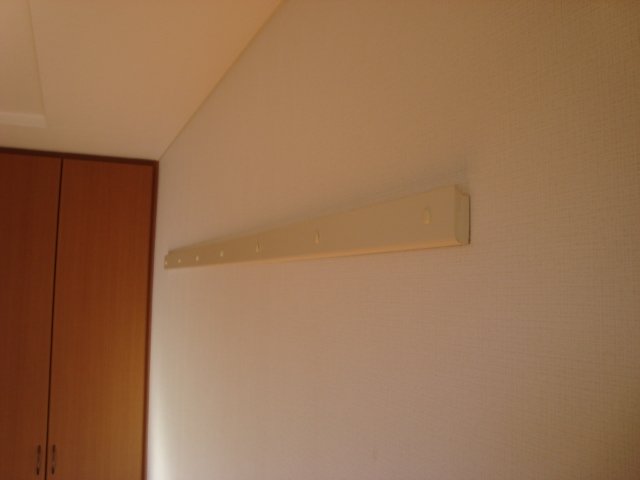 ポスト・マローネ00202号室 ハンガーモール