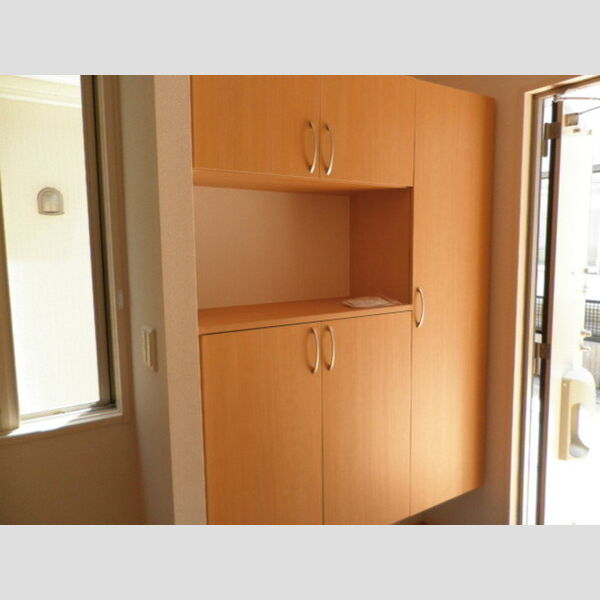 国立富士見台2丁目戸建　B棟 シューズボックス