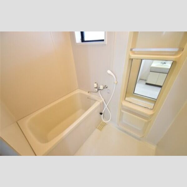 グレープ・シュライン　I バス