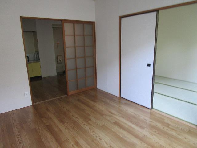 セラミックハイツ鶴見 リビング