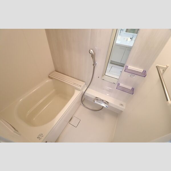 Nanala緑町 浴室(追い焚き機能付き)