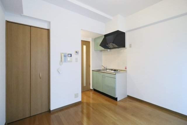 ミリオンプラザ目黒駅前304号室 同建物別部屋の参考画像