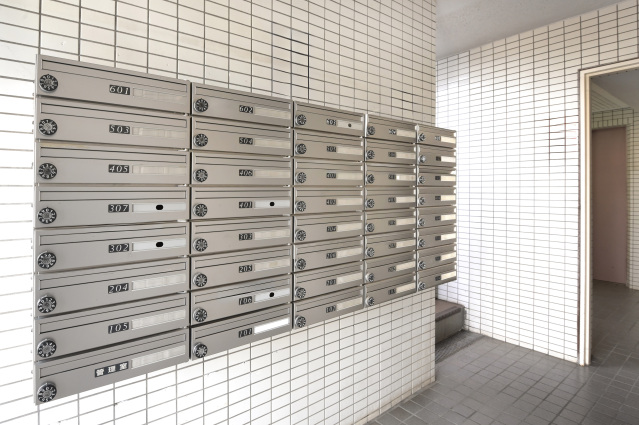 スカイコート星川303号室 メールボックス