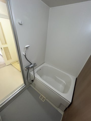 パティオ鵠沼0303号室 お風呂