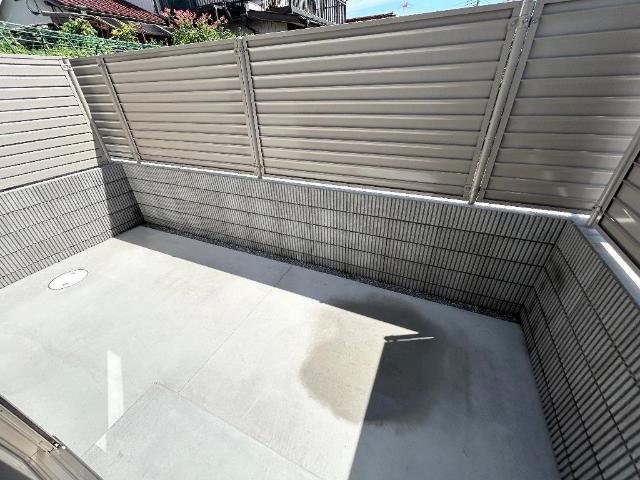 ルナフォーリア105号室 庭