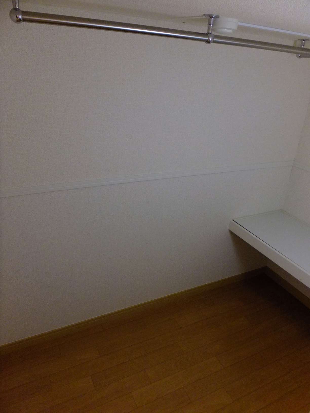 レオパレスフォーブル２１Ａ212号室 内観