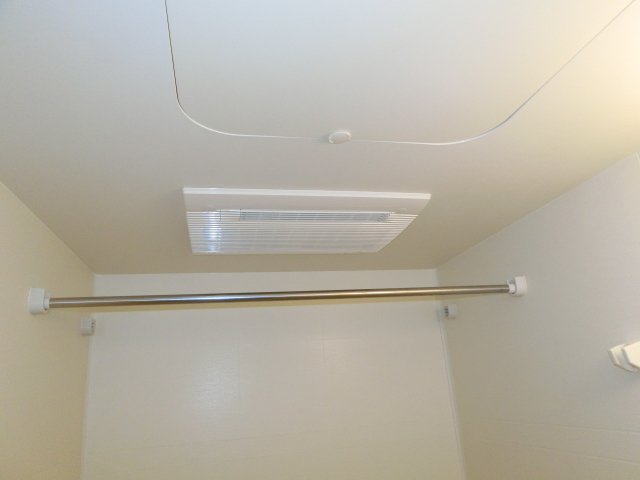 ゆうゆうハイム205号室 浴室乾燥機