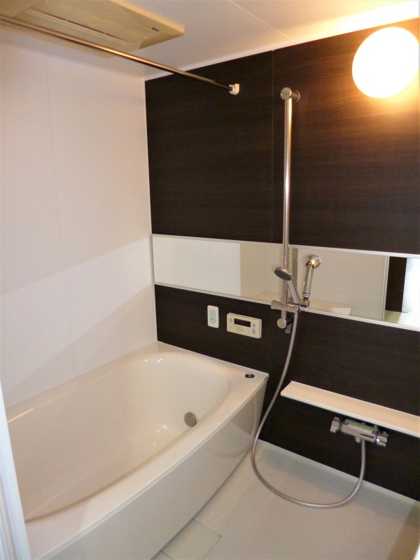 河田町ガーデン１号棟2階 お風呂