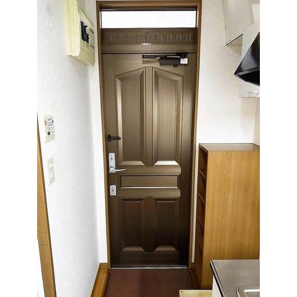 グレイス津田沼 玄関