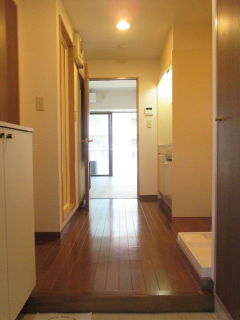 リヴェール湘南0703号室 玄関