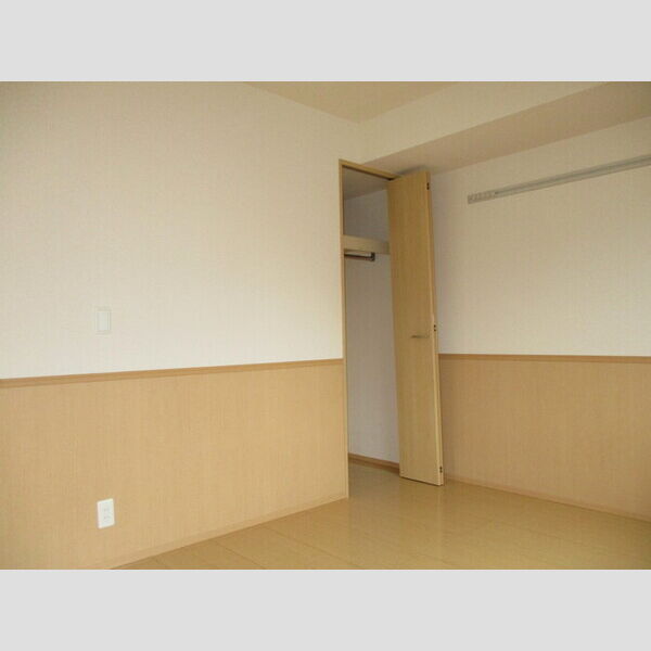 クレシア103号室 洋室