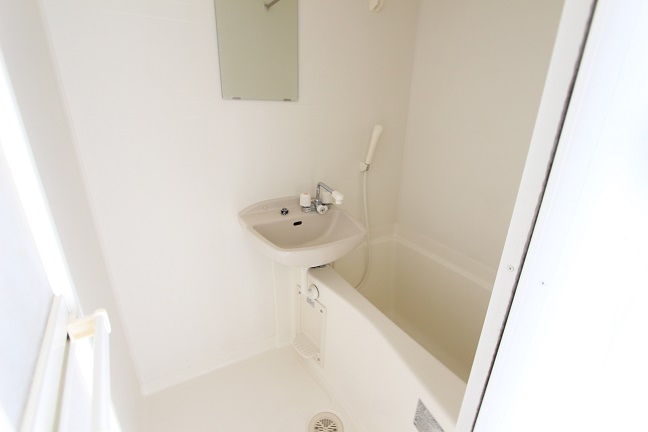 レオパレスキルシェンⅠ 内観