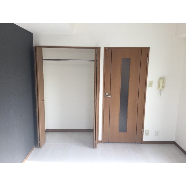 シャトール田口金沢八景501号室 内観