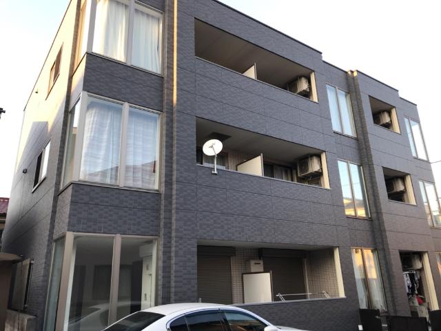 Ｃｈａｒｍｅ　Ｓｕｅｎａｇａ 外観写真（昼）