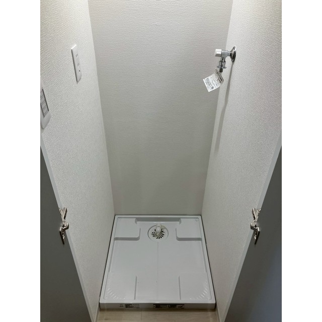 レジデンス横濱関内0607号室 同建物別部屋の参考画像