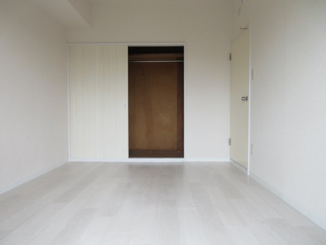 パークサイドアベニュー0203号室 洋室２　※現況優先