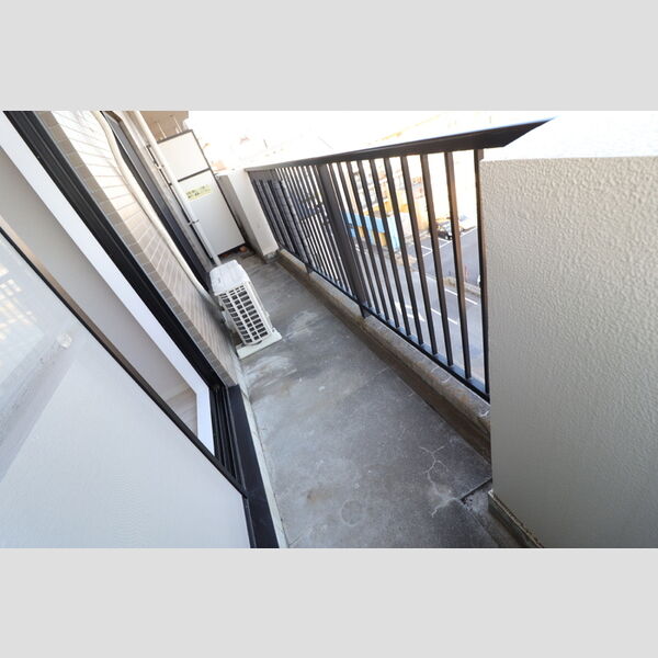 ミドルロード　壱番館605号室 バルコニー