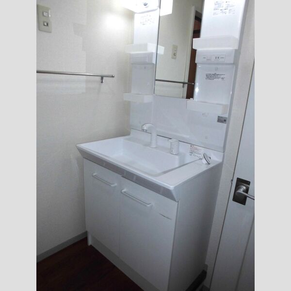 グランドヒルズ301号室 洗面